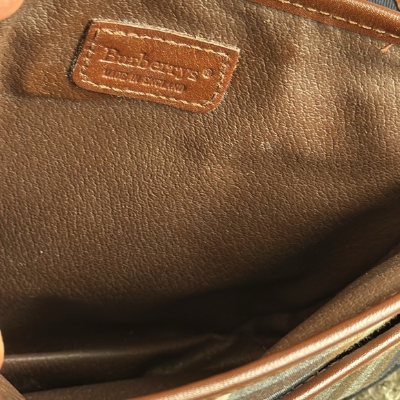 Burberry’s Small Crosshody Bag - Picture 5 of 14